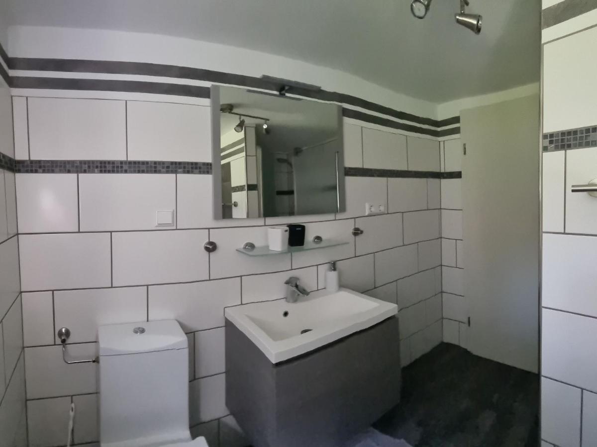 Ferienwohnung Sunnenviul لينهشتات المظهر الخارجي الصورة